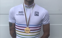 Elettrico World Champion (2)