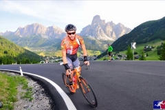 maratona-delle-dolomiti-cartolina
